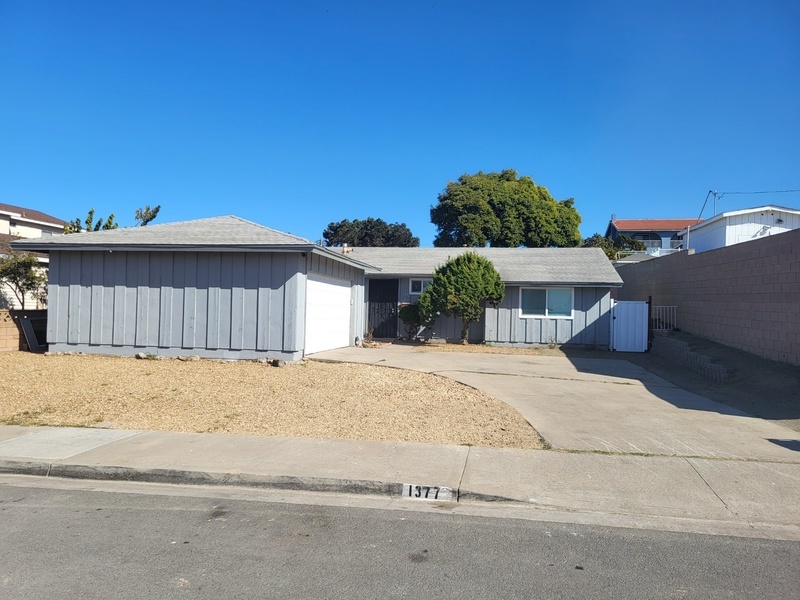 1377 1st Ave in Chula Vista, CA - Building Photo