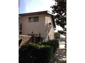 4958 Park Pl in Yorba Linda, CA - Foto de edificio - Building Photo