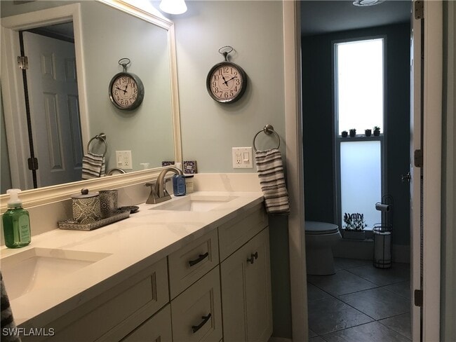 195 Peppermint Ln in Naples, FL - Building Photo - Building Photo