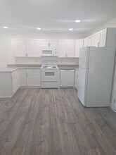 745 River Rd in Dover, DE - Building Photo - Building Photo