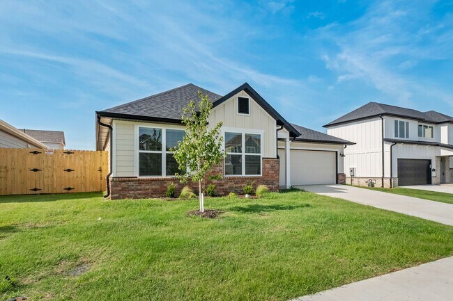 6000 SW Coywolf St in Bentonville, AR - Building Photo - Building Photo