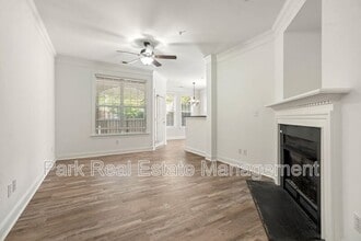 511 Ives Ct in Chapel Hill, NC - Building Photo - Building Photo