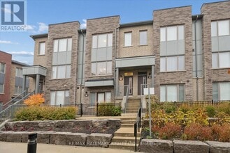 1525 Kingston Rd in Pickering, ON - Building Photo - Building Photo