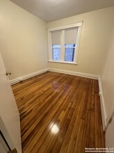 1381 Commonwealth Ave, Unit A in Boston, MA - Building Photo - Building Photo