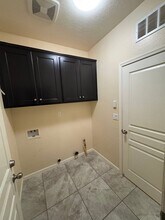 625 E Monte Verde Ave in Visalia, CA - Building Photo - Building Photo