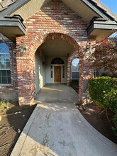 535 W Decatur Ave in Clovis, CA - Building Photo - Building Photo