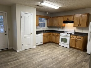 2942 Fields Dr in Stonecrest, GA - Building Photo - Building Photo