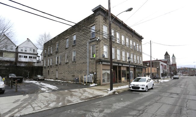 36-40 N Church St in Carbondale, PA - Building Photo - Building Photo