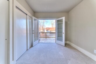430 W Park Ave in Waukesha, WI - Building Photo - Building Photo