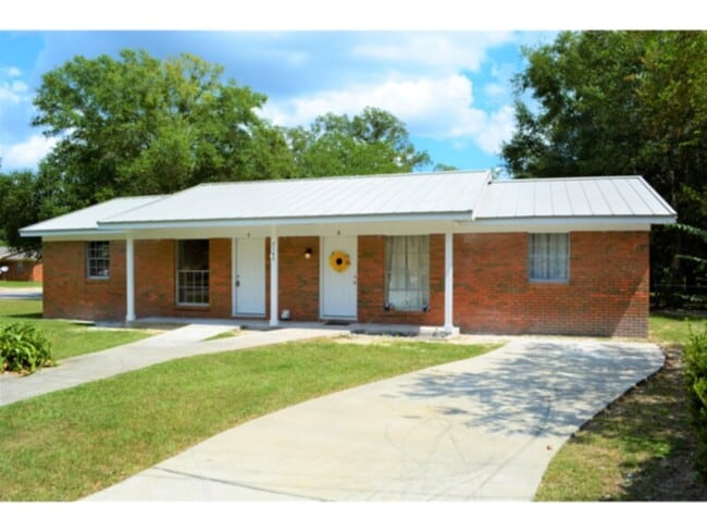 7145 Pearson Rd