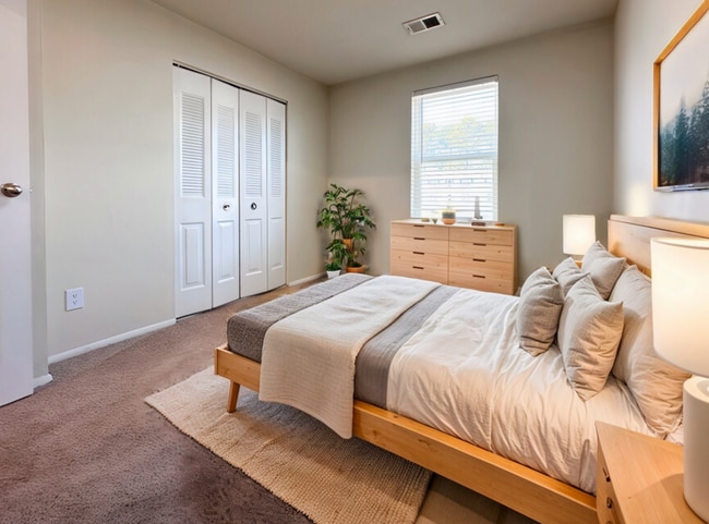 5312 Justin Ct, Unit 800-21-102E in Virginia Beach, VA - Building Photo - Building Photo