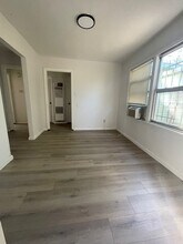 7722 Darnay Dr in Houston, TX - Building Photo - Building Photo