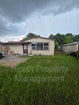 6570 70th Ave N in Pinellas Park, FL - Building Photo