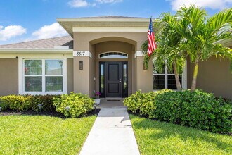 8517 Waterstone Blvd in Fort Pierce, FL - Building Photo - Building Photo