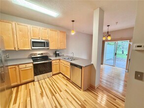 9452 Marshall Rd in Eden Prairie, MN - Building Photo - Building Photo
