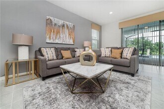 8923 Zurich Ln in Kissimmee, FL - Building Photo - Building Photo