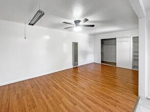 116 W Vega Dr in Hobbs, NM - Building Photo - Building Photo