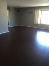 105 S Orlando Ave in Los Angeles, CA - Foto de edificio - Building Photo