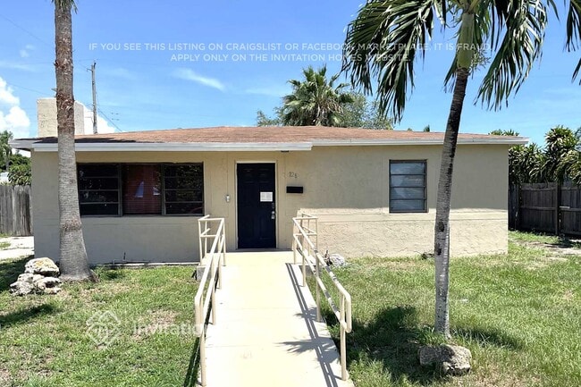property at 725 Caddie Pl