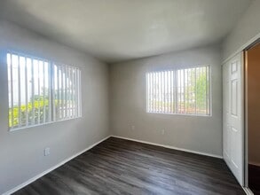 High Desert Villas - 55+ in Victorville, CA - Foto de edificio - Building Photo