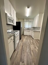 2700 N First St in Fresno, CA - Building Photo - Building Photo