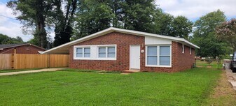 1309 Guest St in Greensboro, NC - Building Photo