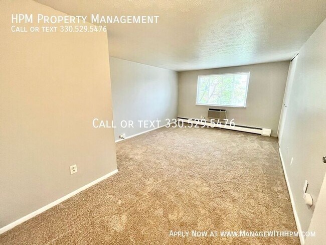 20604 Lorain Rd in Fairview Park, OH - Building Photo - Building Photo