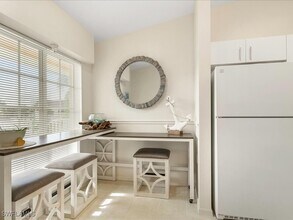 2805 Cypress Trace Cir in Naples, FL - Building Photo - Building Photo