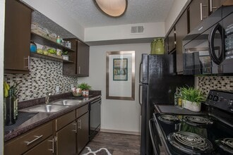 Harmony in Arlington, TX - Building Photo - Building Photo