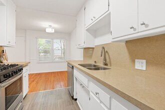 922 6th St in Santa Monica, CA - Foto de edificio - Interior Photo