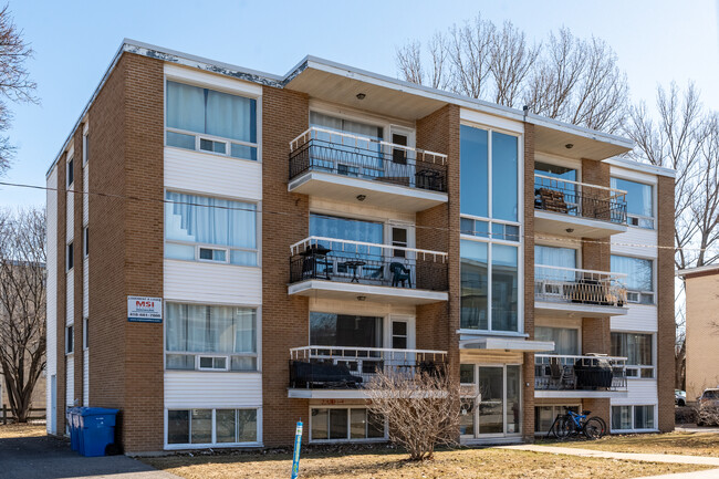 875 Isidore-Garon St in Québec, QC - Building Photo - Building Photo