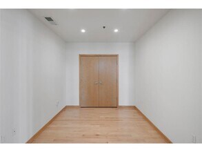 3104 W Lake St in Minneapolis, MN - Building Photo - Building Photo