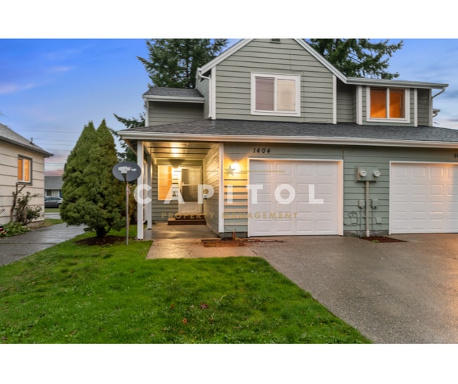 property at 1404 5th Ave SW