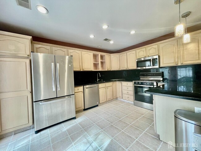 403 Canterbury Way in Princeton, NJ - Building Photo - Building Photo
