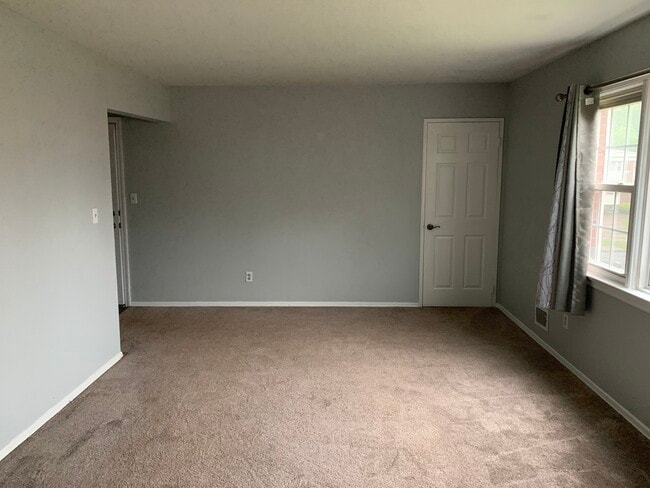18 Dartmouth Ave, Unit 2B in Bridgewater, NJ - Building Photo - Building Photo
