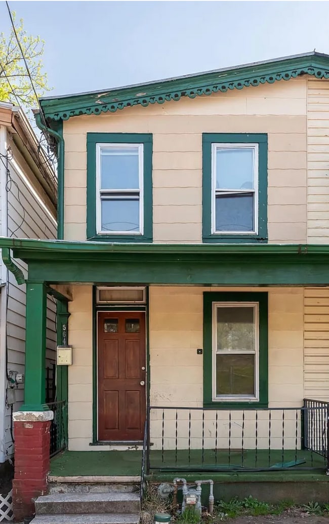 property at 564 Walnut St