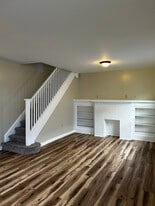 361 Warren Ave in Kingston, PA - Building Photo