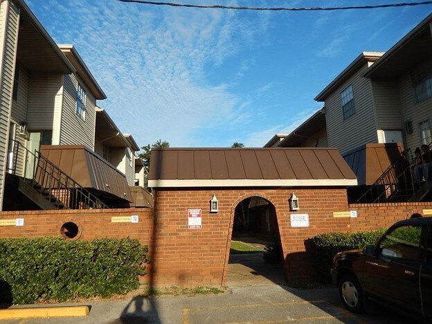 property at 2509 Giuffrias Ave
