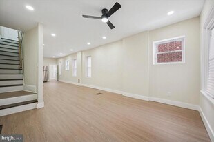 5023 Keyser St in Philadelphia, PA - Building Photo