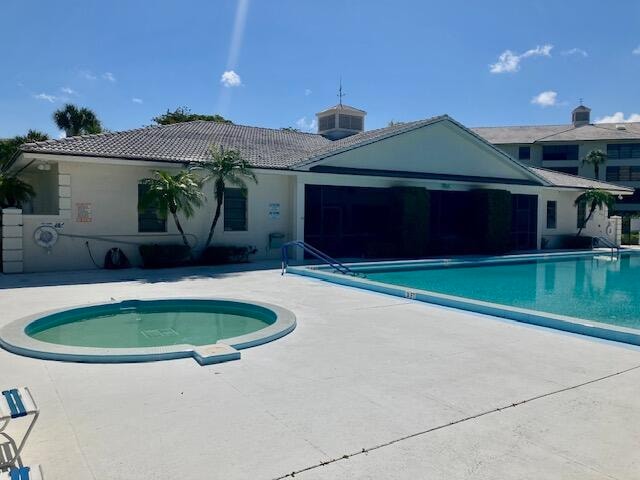 3635 Whitehall Dr in West Palm Beach, FL - Building Photo - Building Photo