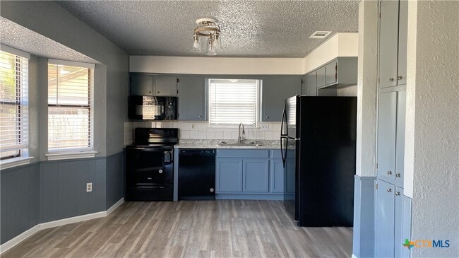 property at 3901 Pilgram Dr