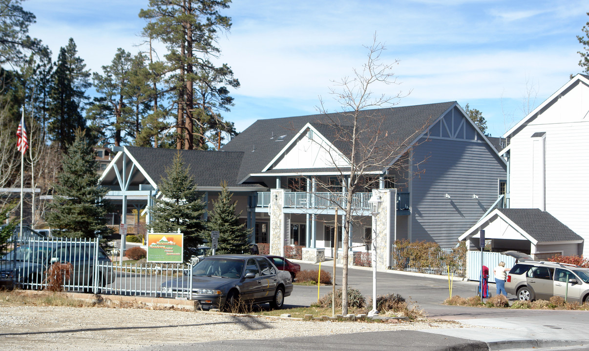 798 Pine Knot Ave in Big Bear City, CA - Building Photo