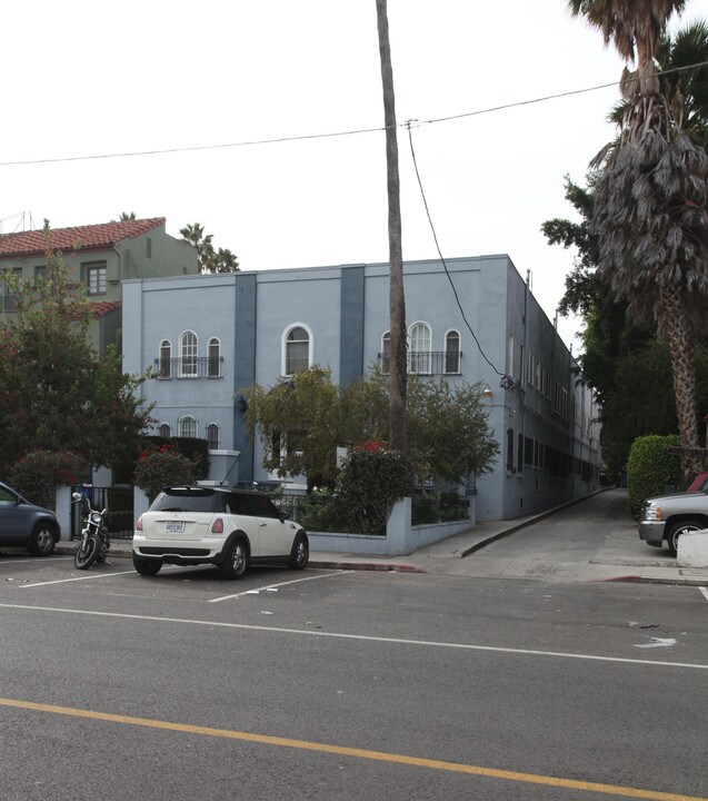 1805 N Kingsley Dr in Los Angeles, CA - Building Photo