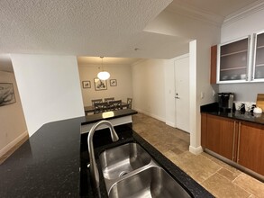 1551 N Flagler Dr in West Palm Beach, FL - Building Photo - Building Photo