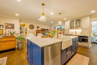 4625 Willet Dr in Annandale, VA - Building Photo - Building Photo
