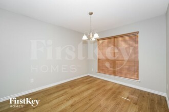 146 Springtree St in Denton, TX - Building Photo - Building Photo