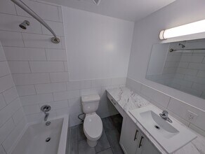 20-320 Mill St in Aurora, ON - Building Photo - Building Photo