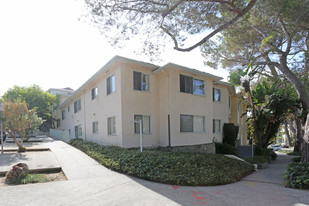 600 Kelton Ave Apartments