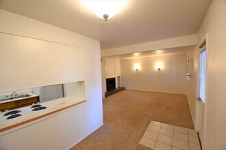 735 Arapahoe Ave in Boulder, CO - Building Photo - Building Photo