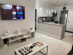 462 Hastings St in Boca Raton, FL - Building Photo - Building Photo